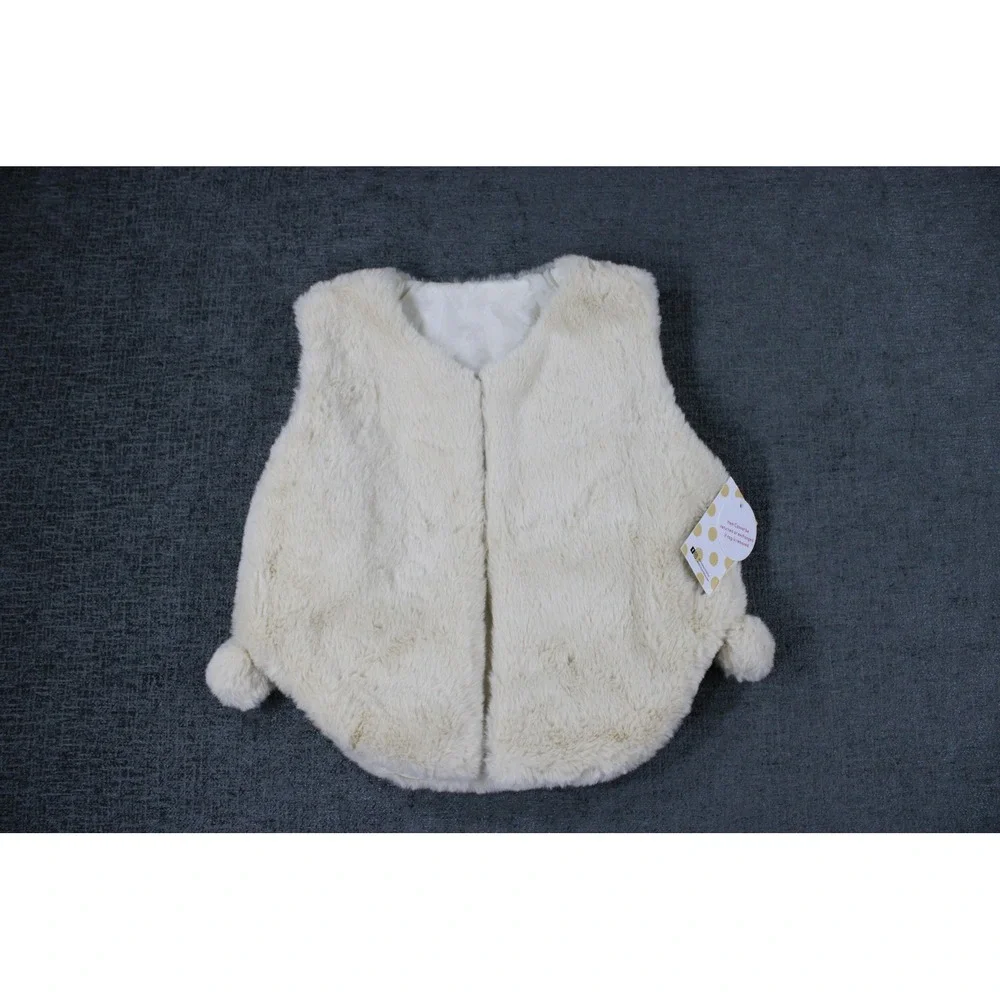 Sunni Bliss Girls Faux Fur Pom Pom Vest White RTS-CHY1018 Size 4/5 NWT